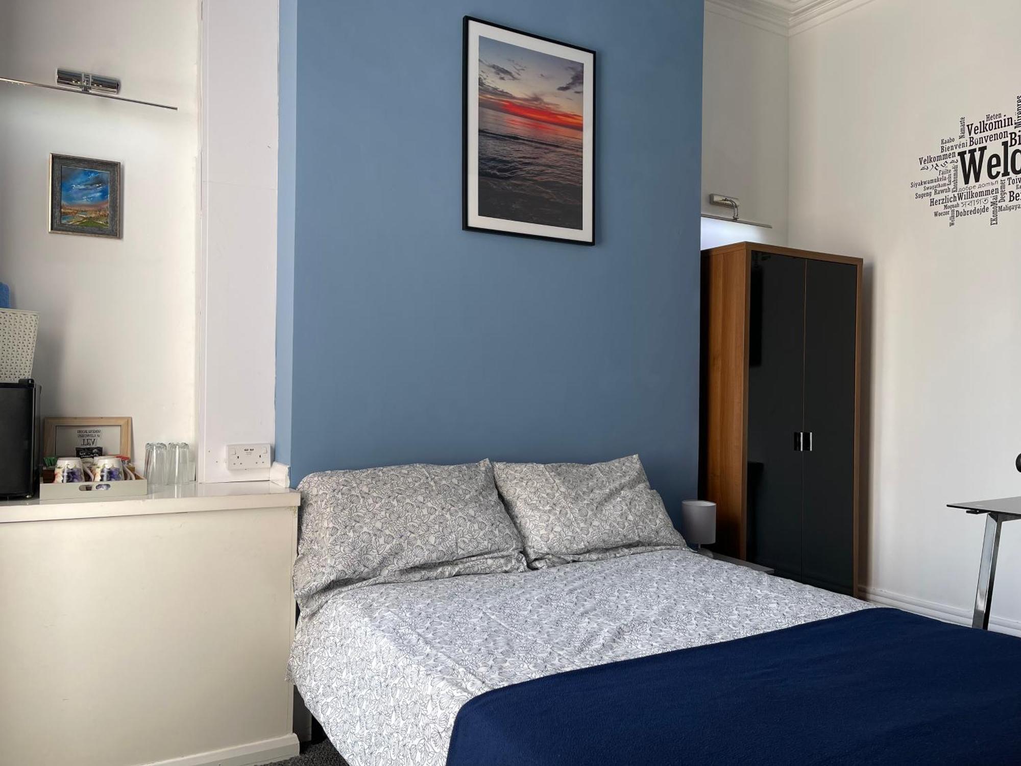 Backpackers Blackpool Hotel & Suites ภายนอก รูปภาพ