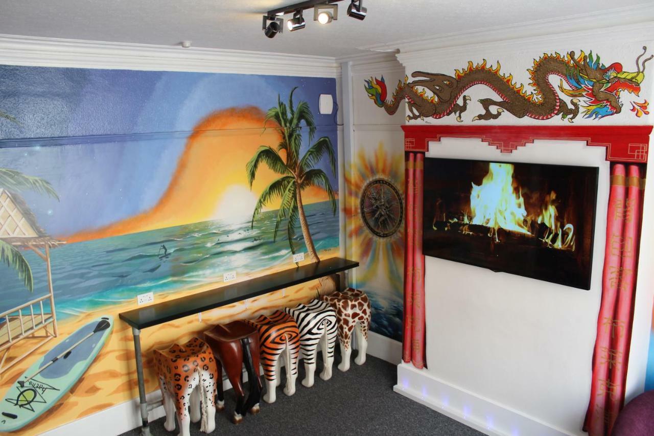 Backpackers Blackpool Hotel & Suites ภายนอก รูปภาพ